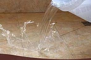 望城漏水维修 免砸砖防水材料该如何施工